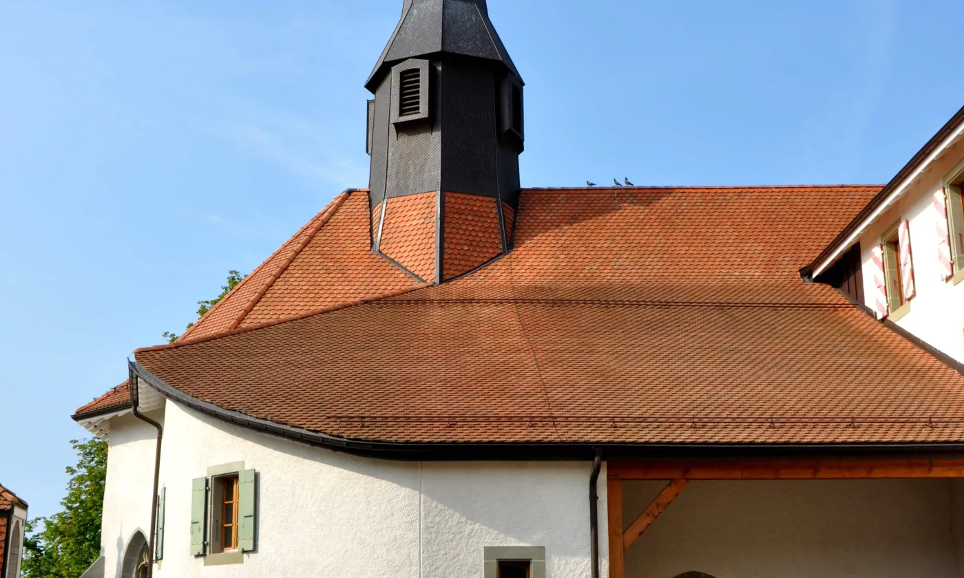 Prieuré de Pully (©Alexandra Urfer Jungen)Eglise_reforme_Pully (©Nachosaurus, CC BY-SA 4.0 Wikimedia Commons)